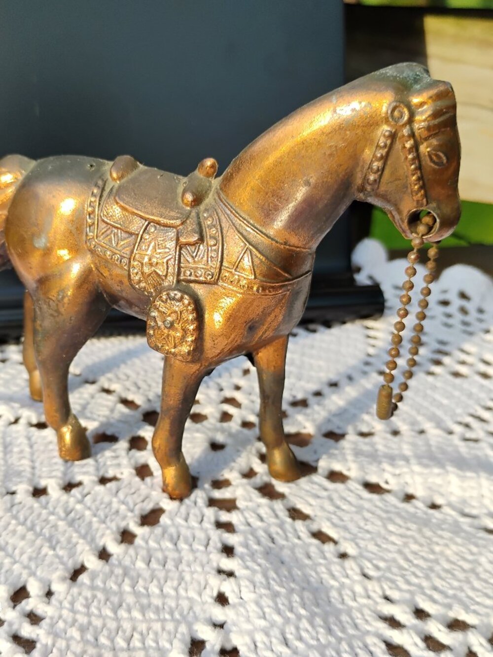 vintage figurine copper-colored horse w ball-chain reins pot metal 1940s-50s